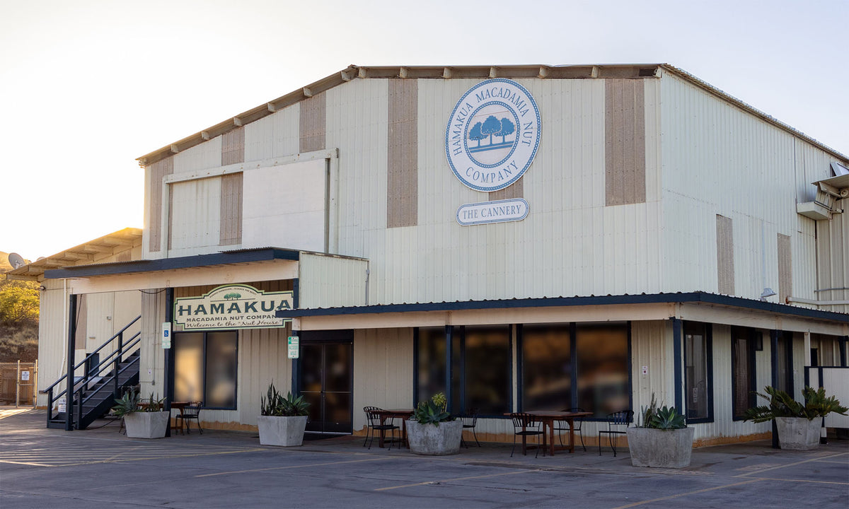 Previous front of Hāmākua Macadamia Nut Company Visitor Center